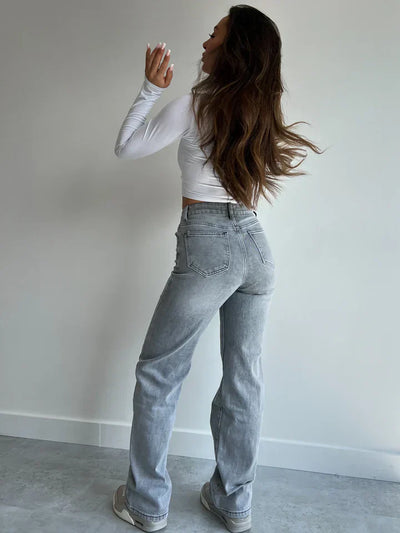 Sky - Jeans mit hoher Taille und geradem Bein für einen lässigen und trendigen Look