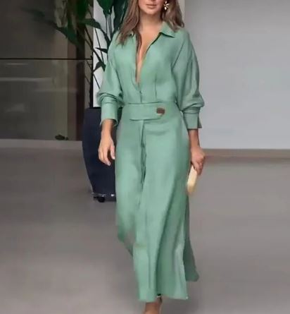 Amytist - elegantes langärmeliges Frauenkleid mit Seitenschlitz