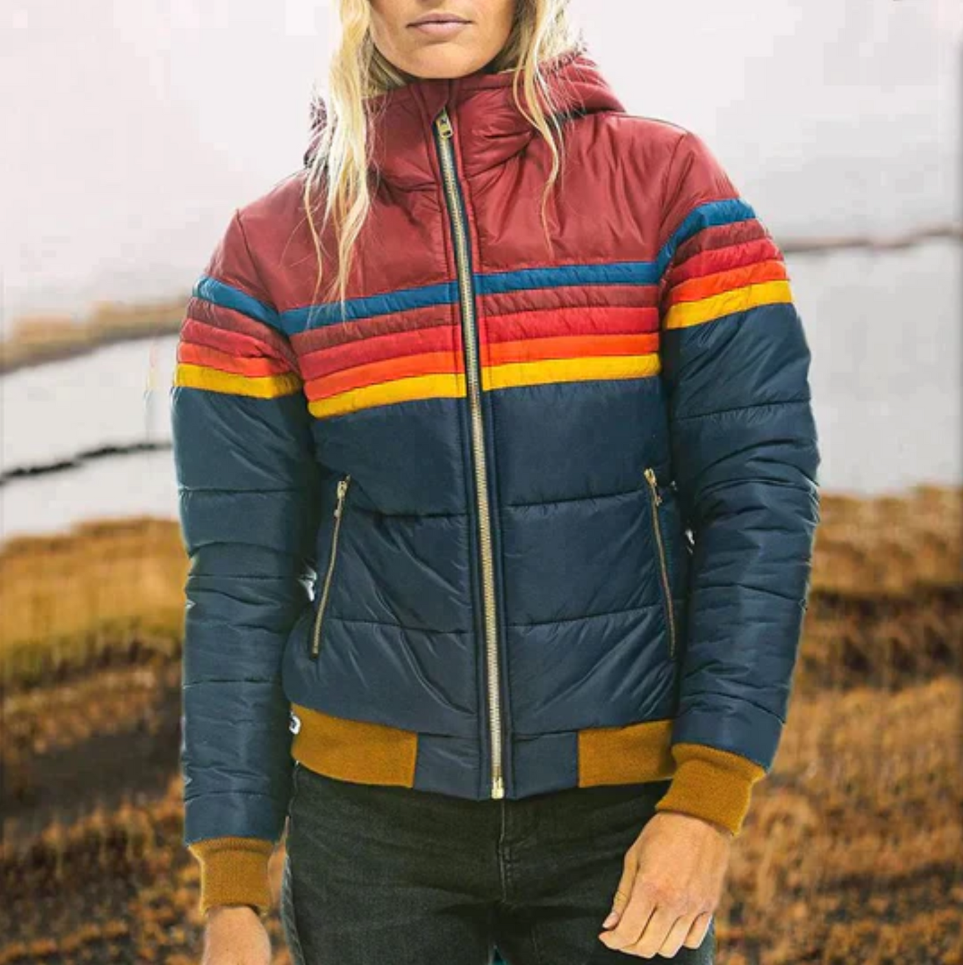 Nora - fröhliche Pufferjacke mit Retro-Streifen für einen lässigen, abenteuerlichen Look