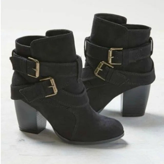 Sarina - trendy Knöchel Stiefel mit dekorativen Schnallen für a coolen Touch