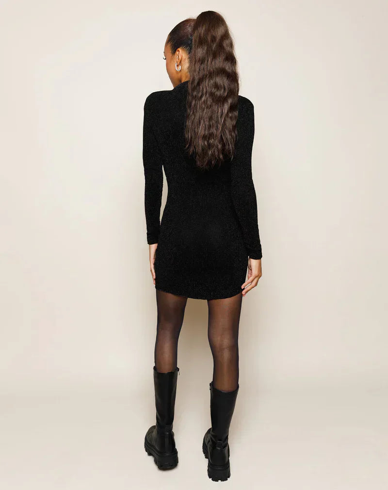 Amara - schickes langärmeliges Minikleid für einen glamourösen und festlichen Look