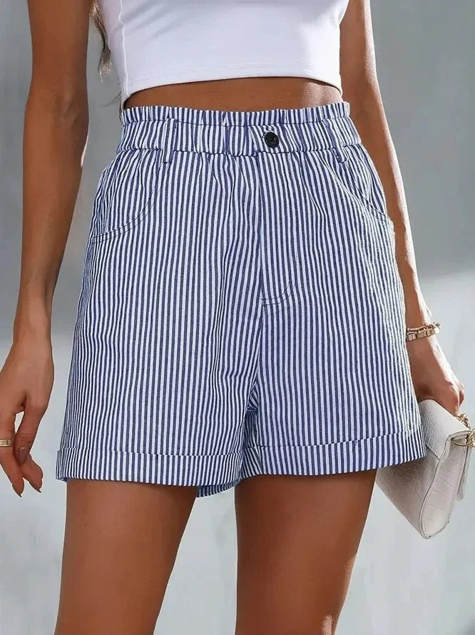 Linda - lockere, gestreifte Shorts