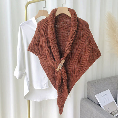 Jolene - Dreieckstrickschal mit Lederschnalle