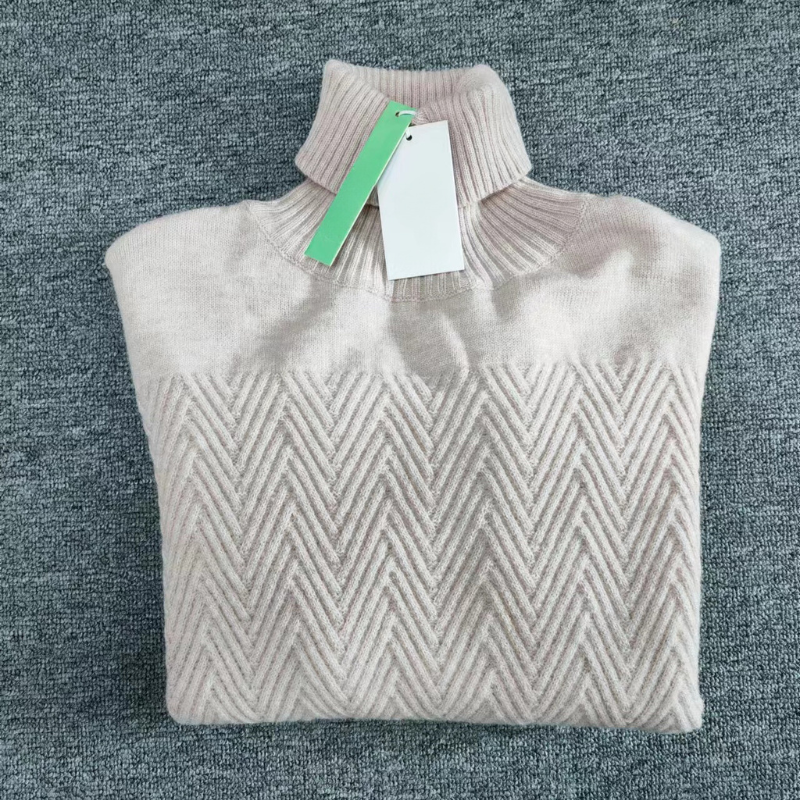 Gal - Chevron Langarm-Pullover mit hohem Halsausschnitt