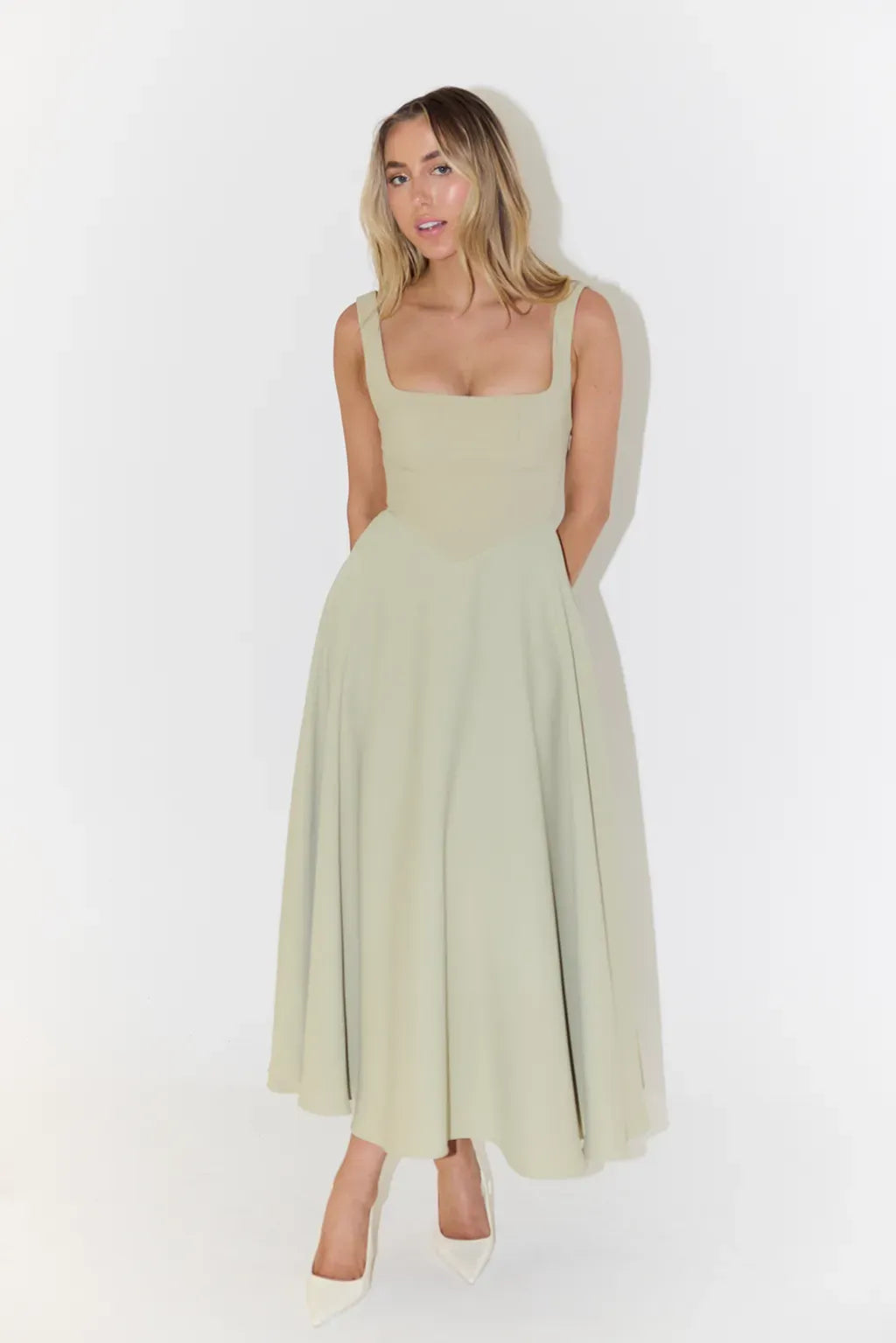 Yade Hochtailliertes Midi-Kleid Mit Quadrat-Ausschnitt Für Jeden Anlass