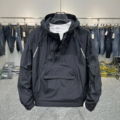 Anorak – Leichter Kapuzen-Windbreaker mit halbem Reißverschluss und Tasche
