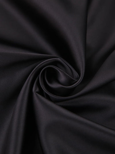 Anna | Kurzes Satin Kleid mit Stehkragen und Rückenausschnitt