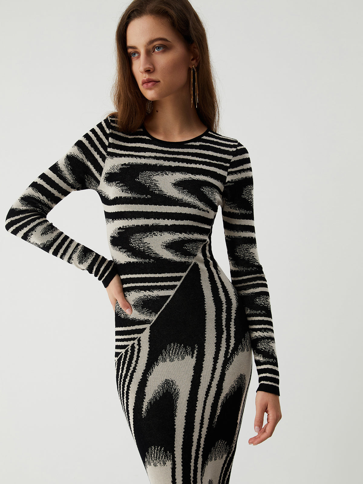 Anna | Langes Pulloverkleid mit Zebramuster