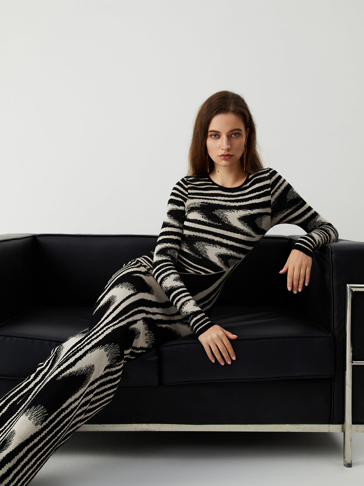 Anna | Langes Pulloverkleid mit Zebramuster