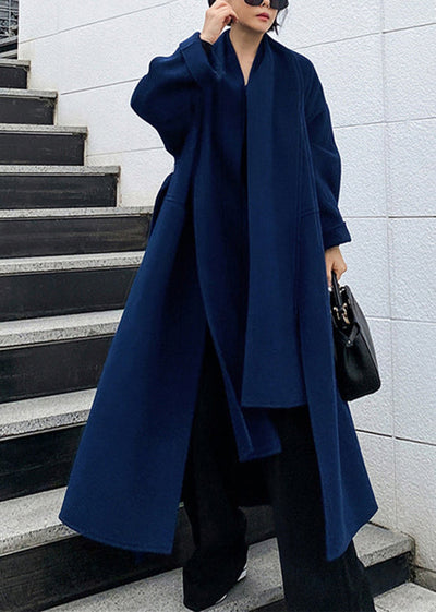 Merline - Blauer Wollmantel mit Taillenband und langen Ärmeln
