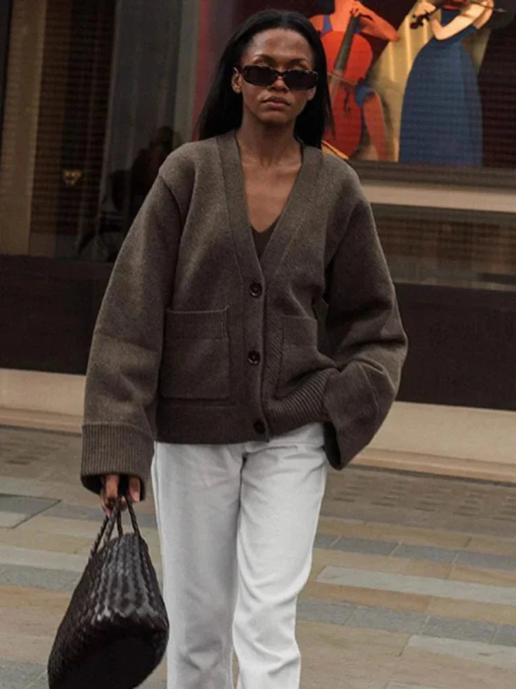 Damen Strickjacke | V-Ausschnitt | Taschen | Strickjacke mit Knopfleiste | Strickjacke
