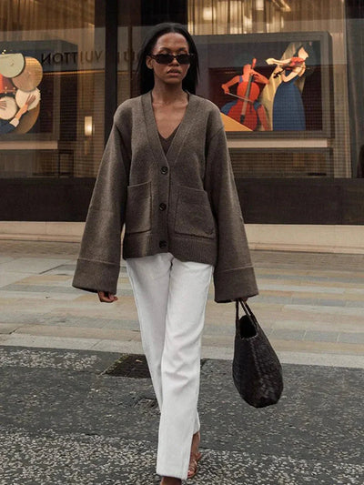 Damen Strickjacke | V-Ausschnitt | Taschen | Strickjacke mit Knopfleiste | Strickjacke