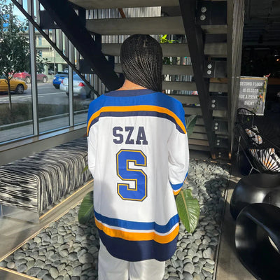 Eishockey-Shirt – Langärmliges Eishockey-Shirt mit übergroßem Rundhalsausschnitt