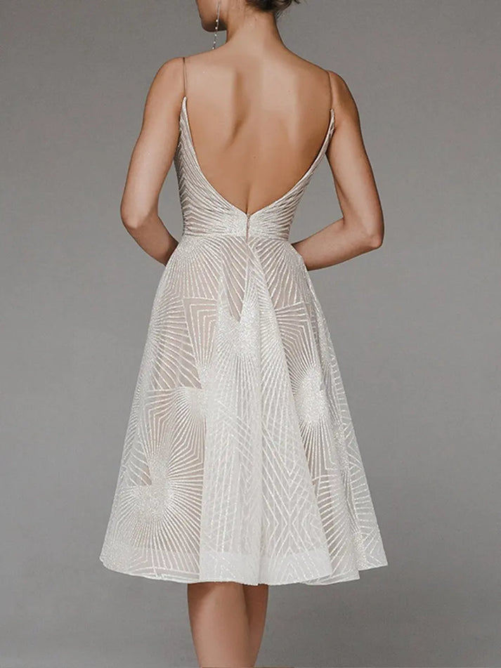 Elegantes Kleid | Knielang | Ärmellos | Kleid mit offenem Rücken | Cocktailkleid
