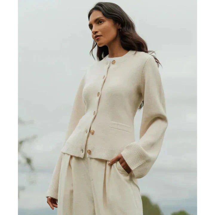 Gestrickte Strickjacke - mit Knöpfen – Glockenärmel – Strickjacke – Damenbekleidung