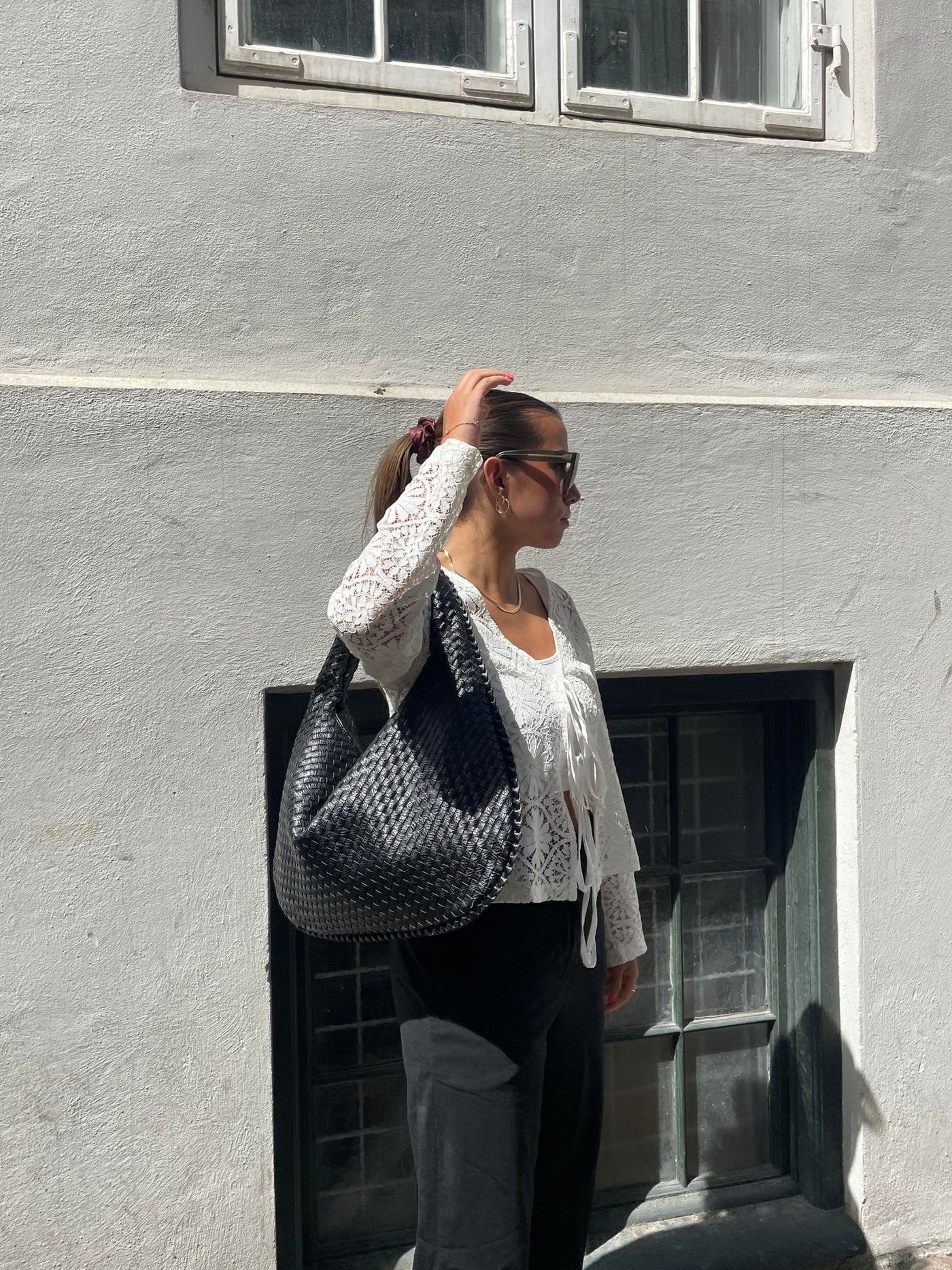 Gewebte Tasche – veganes Leder – Reißverschluss – Schultertasche – Handtasche