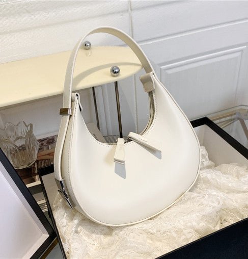 Half Moon Bag | Trendy | Zipper | Umhängetasche | Kleine Tasche