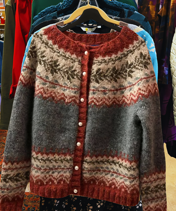 Agnette - ein gemütlicher klassischer Pullover für alle Jahreszeiten