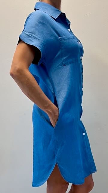 Jeanskleid – Kurzarm – Lockere Passform – Hemdblusenkleid – Kleid mit Knopfleiste