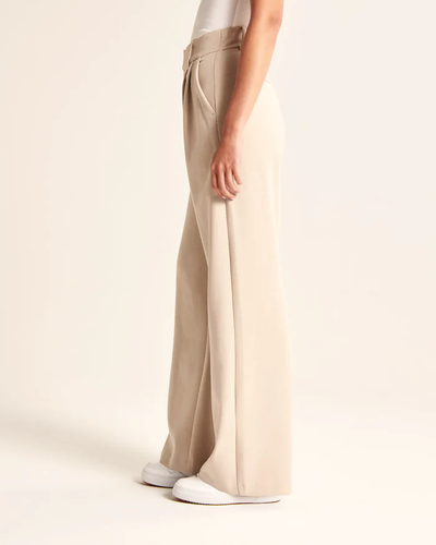 Maria - taillierte Hose mit weitem Bein in Beige