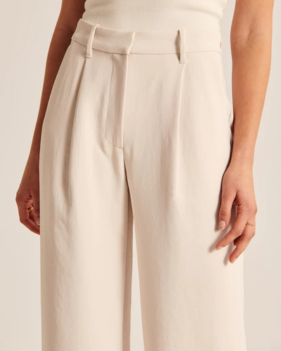 Maria - taillierte Hose mit weitem Bein in Beige