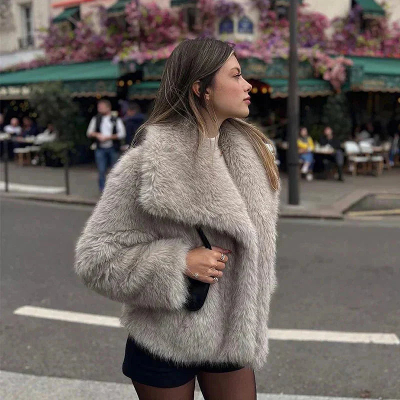 Kunstpelzjacke – Warmer, flauschiger Kunstpelzwintermantel für Damen