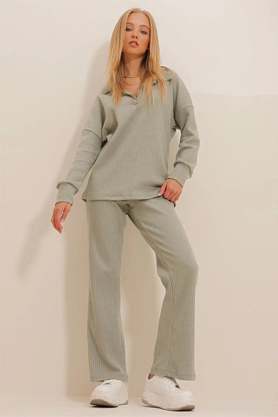 Lounge-Set – Langarmshirt – Schlaghose – Zweiteiler – Loungewear für Damen