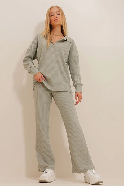Lounge-Set – Langarmshirt – Schlaghose – Zweiteiler – Loungewear für Damen