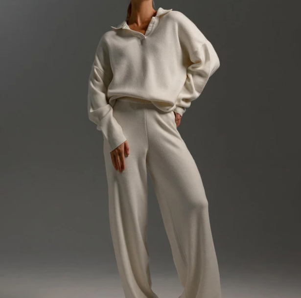 Lounge-Set | Oversize-Pullover | Weite Beinweite | Zweiteiler aus Strick | Loungewear für Damen
