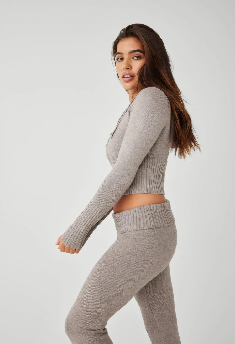 Lounge-Set | Reißverschluss | Kapuze | Zweiteiler aus Strick | Loungewear für Damen