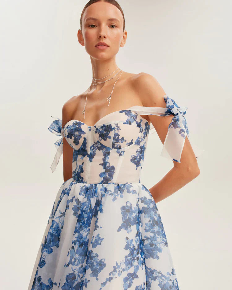 Alora - blau Organza midi Kleid mit hortensia Muster