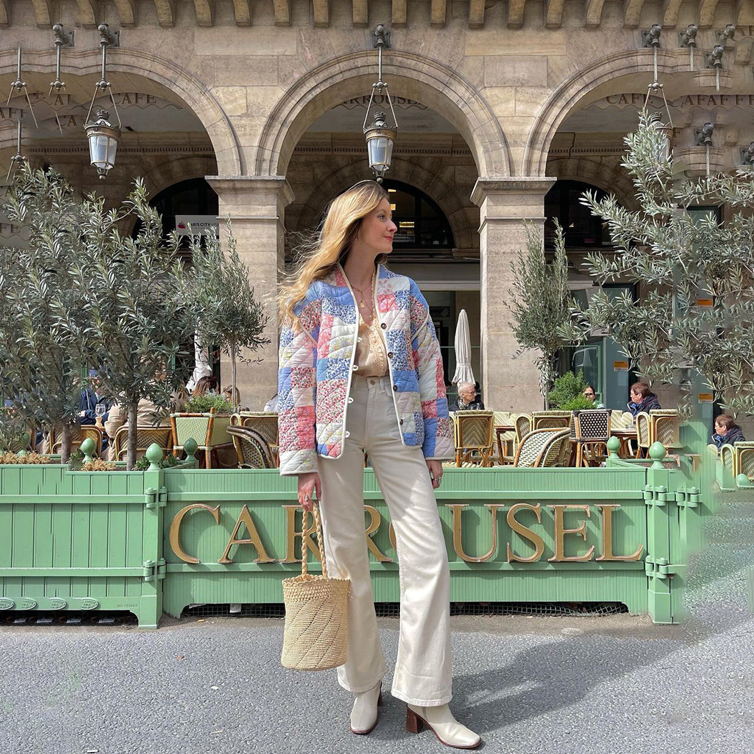 Honorine - bequeme wattierte Jacke mit kunstvollem Druckmotiv