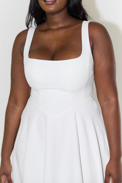 Yade Hochtailliertes Midi-Kleid Mit Quadrat-Ausschnitt Für Jeden Anlass