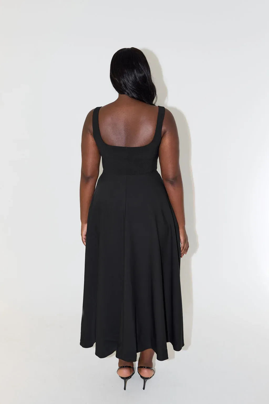 Yade Hochtailliertes Midi-Kleid Mit Quadrat-Ausschnitt Für Jeden Anlass