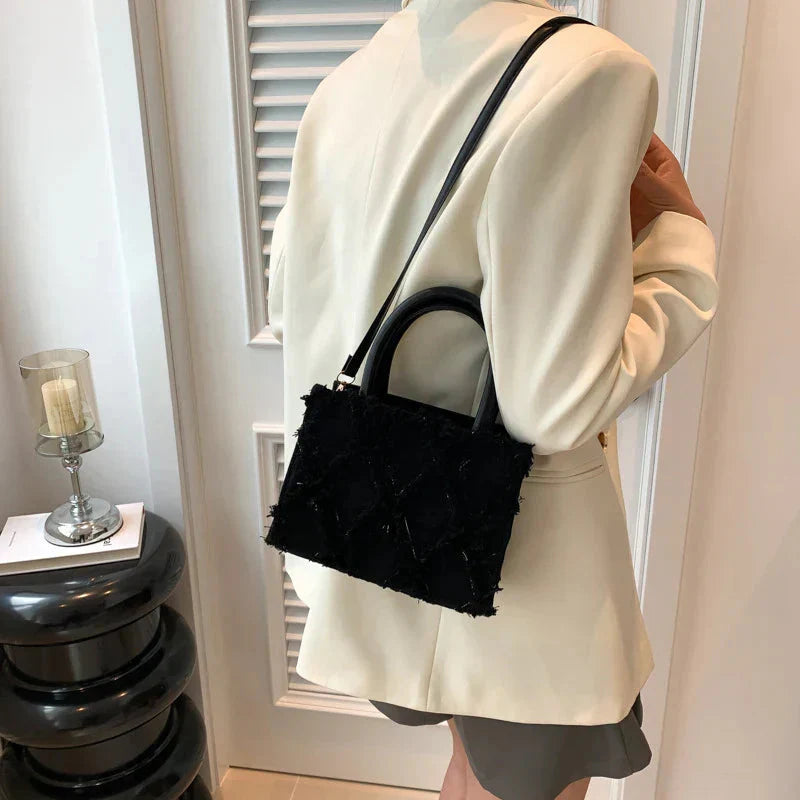 Quadratische Tasche – klein – verstellbarer Riemen – Umhängetasche – Handtasche