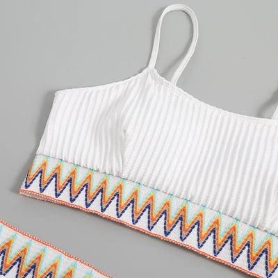 Bikini mit verstellbaren Trägern und hohem Bund – Malia
