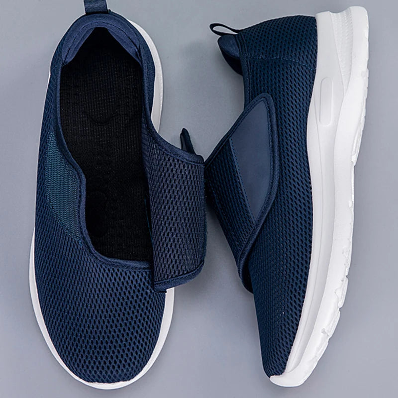 Bequeme Schuhe mit weiter Passform für Herren