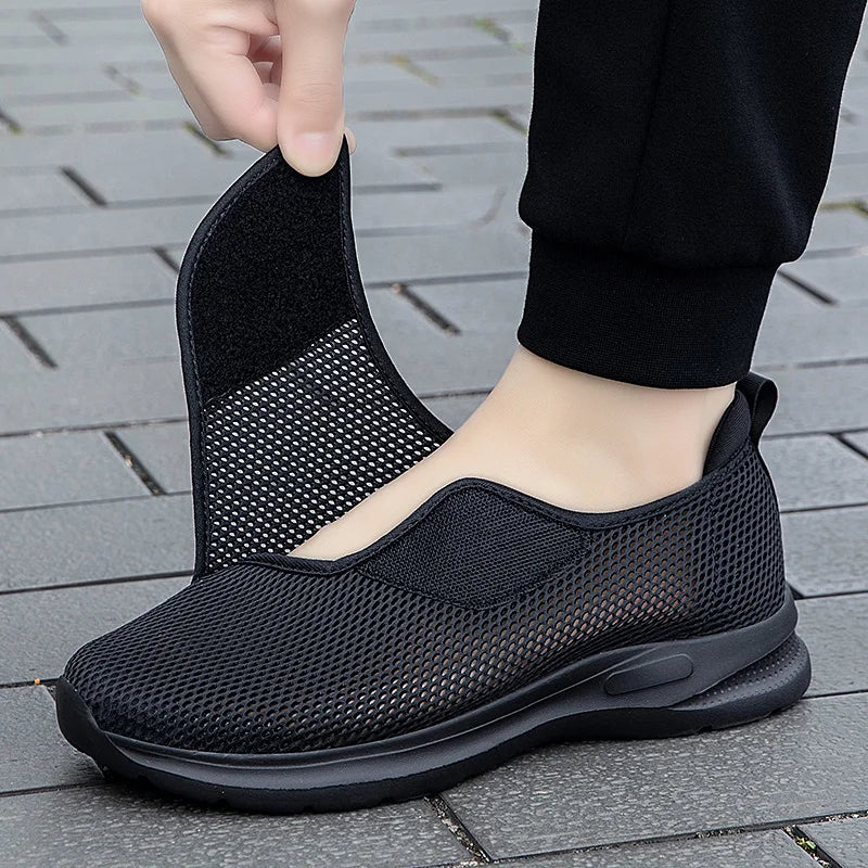 Bequeme Schuhe mit weiter Passform für Herren