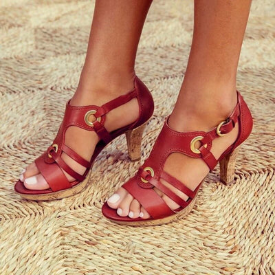Sandaletten mit Absatz - Bequem - Mittlerer Absatz - Sommerschuhe - Peep Toe Sandalen