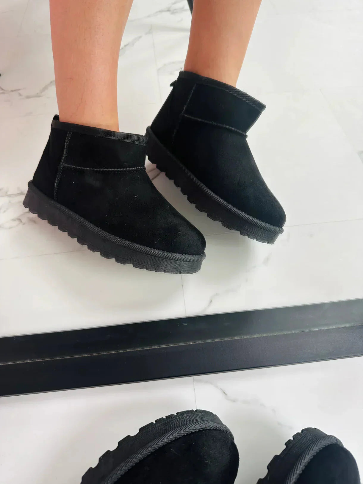 Stiefeletten – Slip-Ons – mit Fell gefüttert – Winterstiefel – Damenstiefel