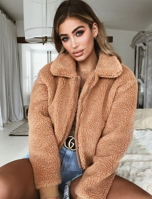 Teddyjacke | Kurz | Reißverschluss | Kunstpelzjacke | Wintermäntel und -jacken für Damen