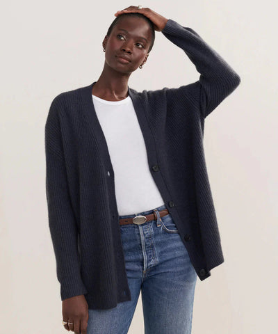 Übergroße Strickjacke – Damen-Strickjacke aus Kaschmir mit V-Ausschnitt und Knöpfen