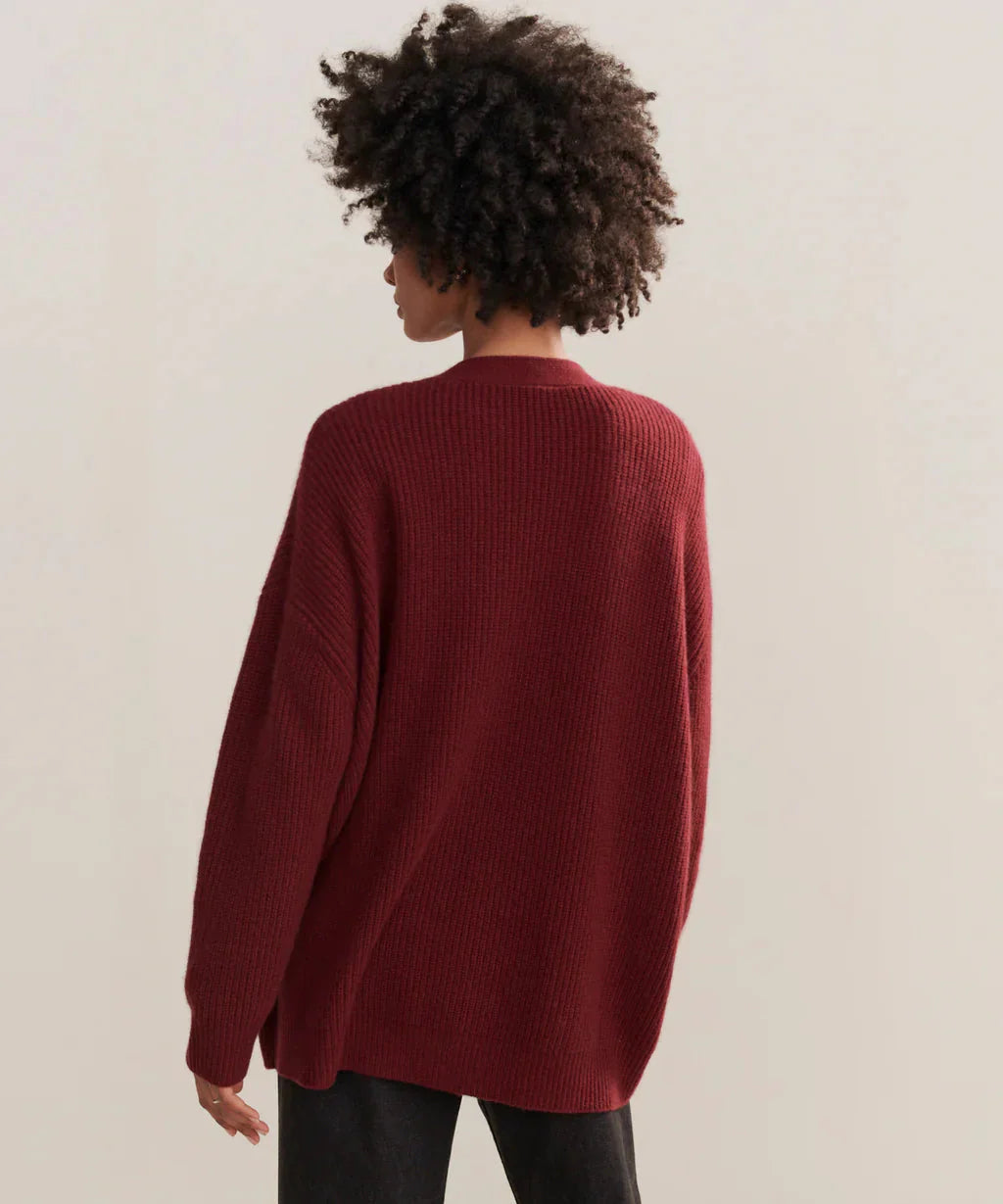 Übergroße Strickjacke – Damen-Strickjacke aus Kaschmir mit V-Ausschnitt und Knöpfen