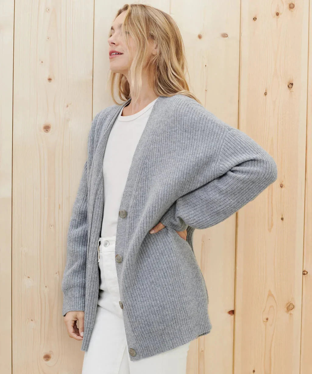 Übergroße Strickjacke – V-Ausschnitt – zum Knöpfen – Strickjacke – Damenbekleidung