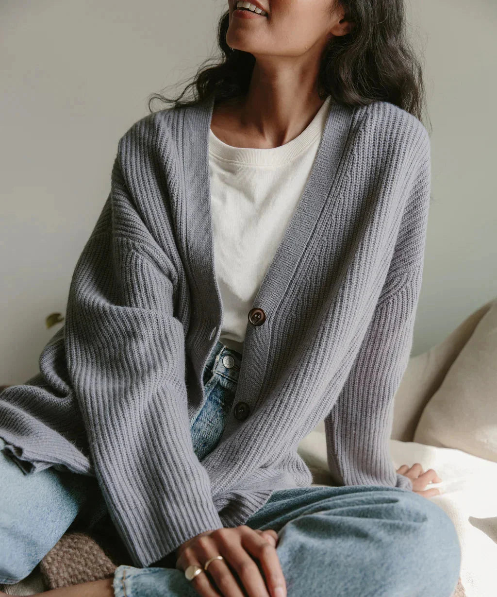 Übergroße Strickjacke – V-Ausschnitt – zum Knöpfen – Strickjacke – Damenbekleidung