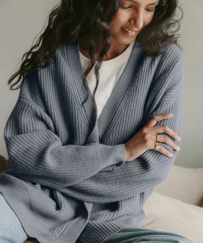 Übergroße Strickjacke – V-Ausschnitt – zum Knöpfen – Strickjacke – Damenbekleidung