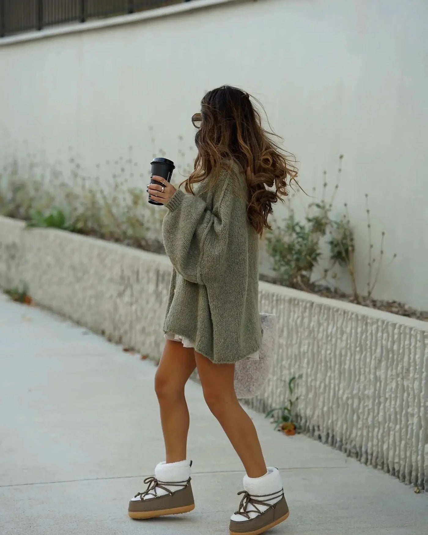Übergroße Strickjacke – Warme, locker sitzende, grob gestrickte Damenjacke
