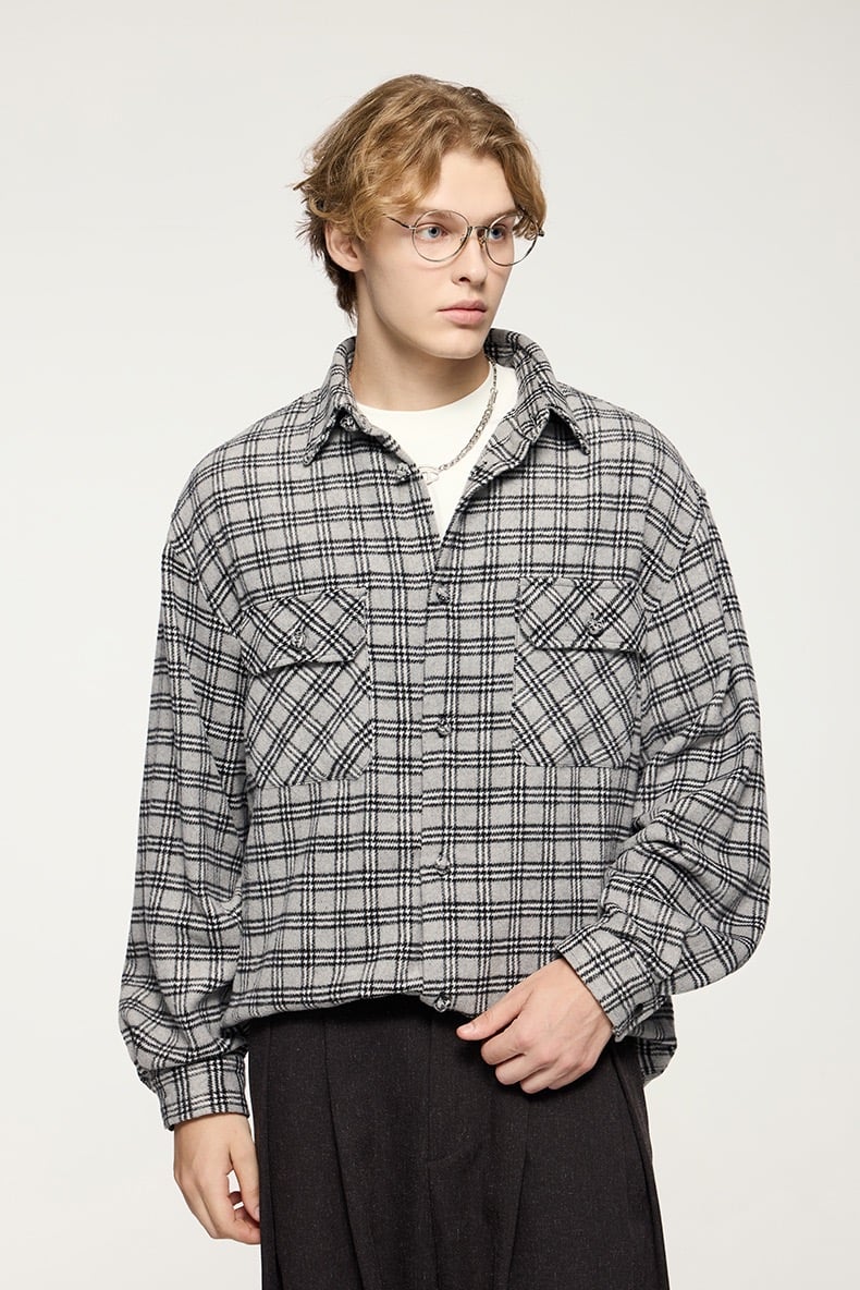 Übergroßes Hemd - Kariert - Lockere Passform - Button-Up Hemd - Überhemd