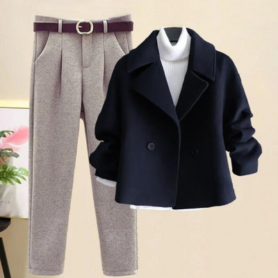 Winter-Outfit – dreiteilig – Rollkragenpullover – Wolljacke – Damenbekleidung