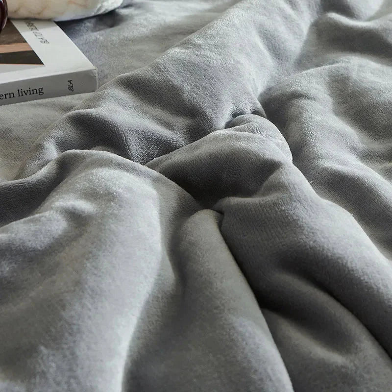 Winterdecke – Plüsch – flauschig – warme Decke – Fleecedecke